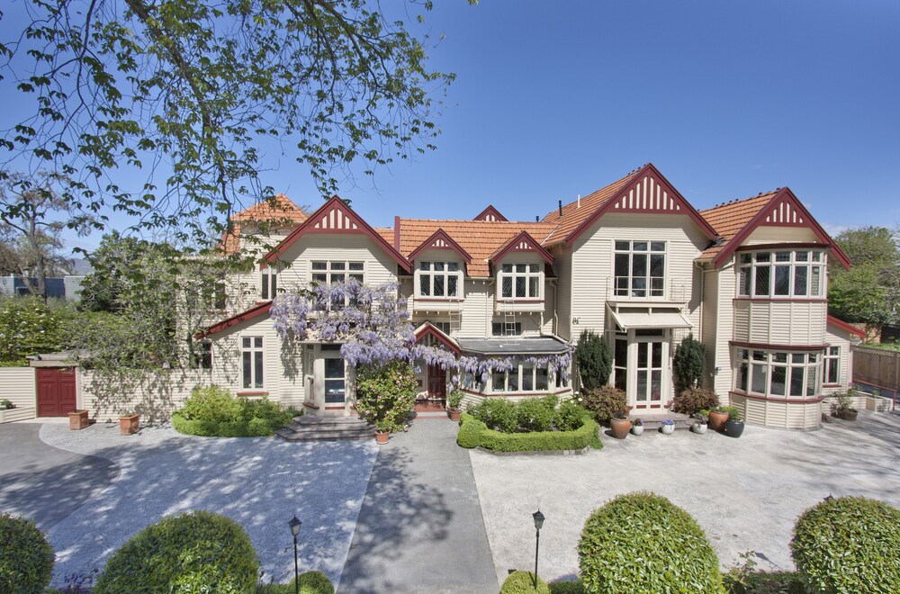 Elizas Manor Boutique Hotel in Christchurch, New Zealand