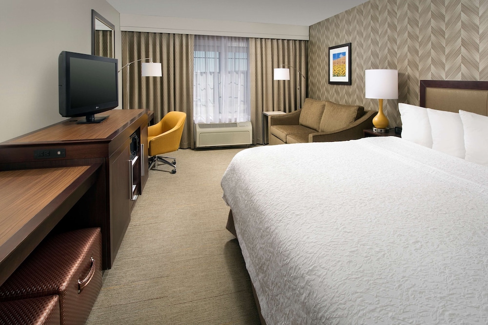 Hampton Inn Kansas City The Legends - photo 8
