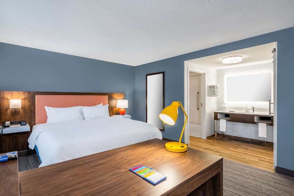 Hampton Inn & Suites Hopkinsville - photo 12