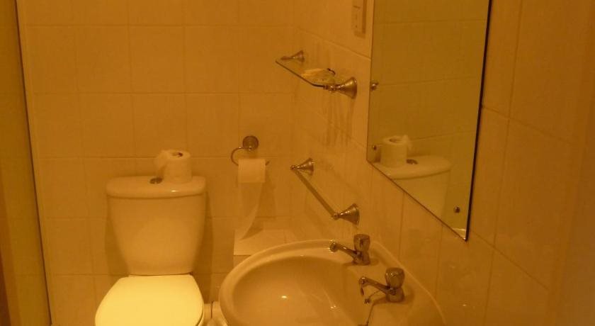 Tavistock Arms Hotel — hotel in Gunnislake