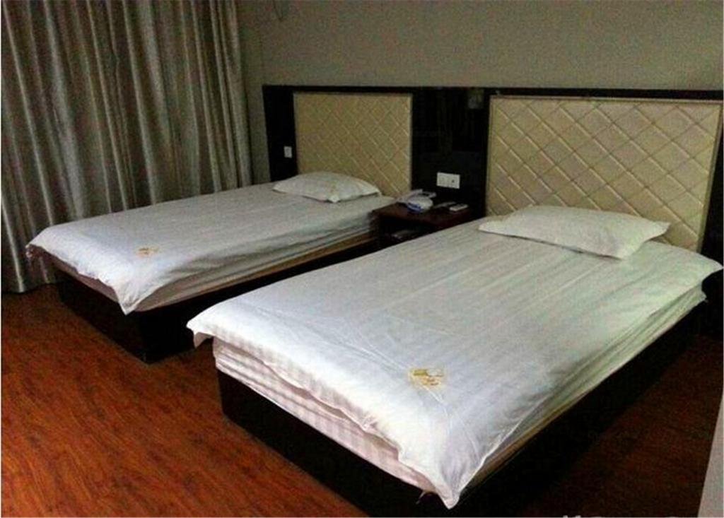 Guyuan Mingzhu Business Hotel in Pingdingbu, People's Republic of China