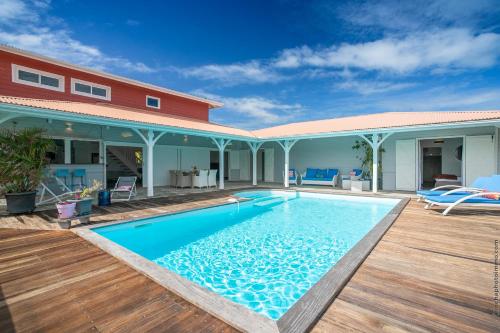 Luxueuse Villa Katleya vue mer — 4-Star Luxury Hotel in Le Vauclin, Martinique
