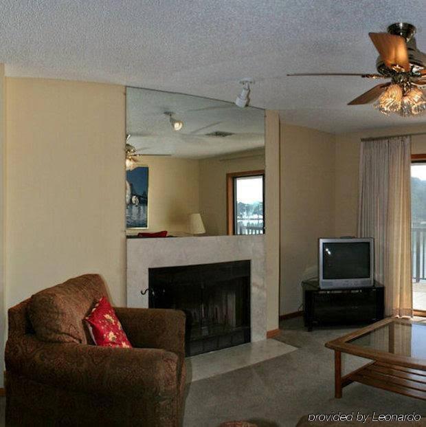 Emerald Isle Resort - photo 7