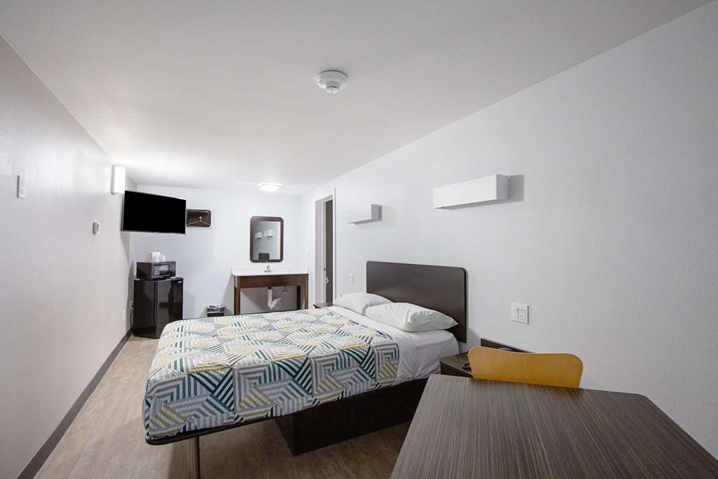 Motel 6 Show Low AZ - photo 17