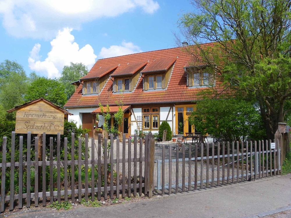 Spatzenhof Weiltingen — 4-Star Luxury Hotel in Weiltingen, Germany