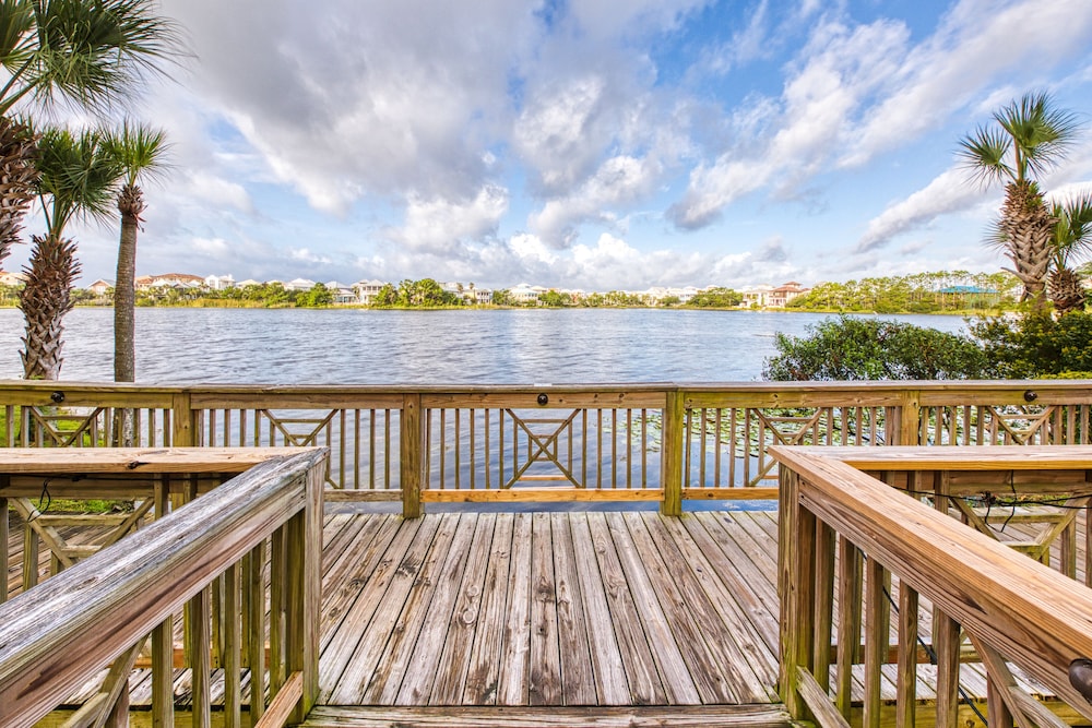 Carillon Beach Inn - photo 37