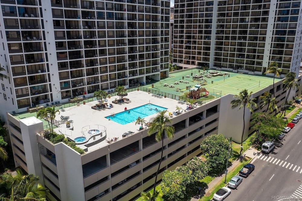 Tower 1 Suite 2705 Qqs - photo 23