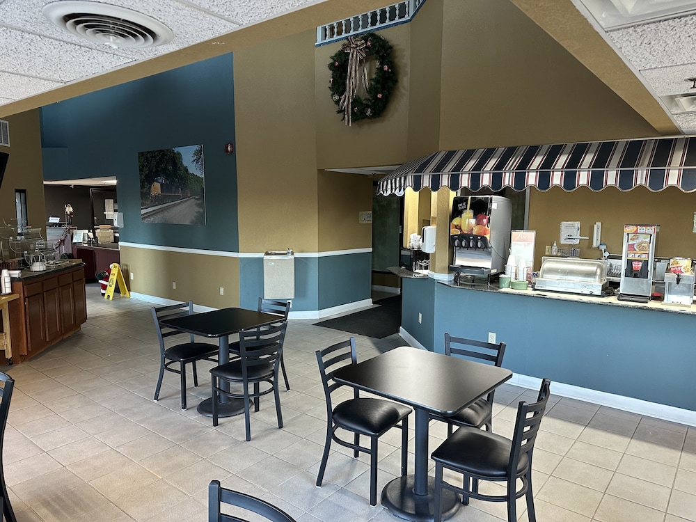Quality Inn Ashland KY - photo 31