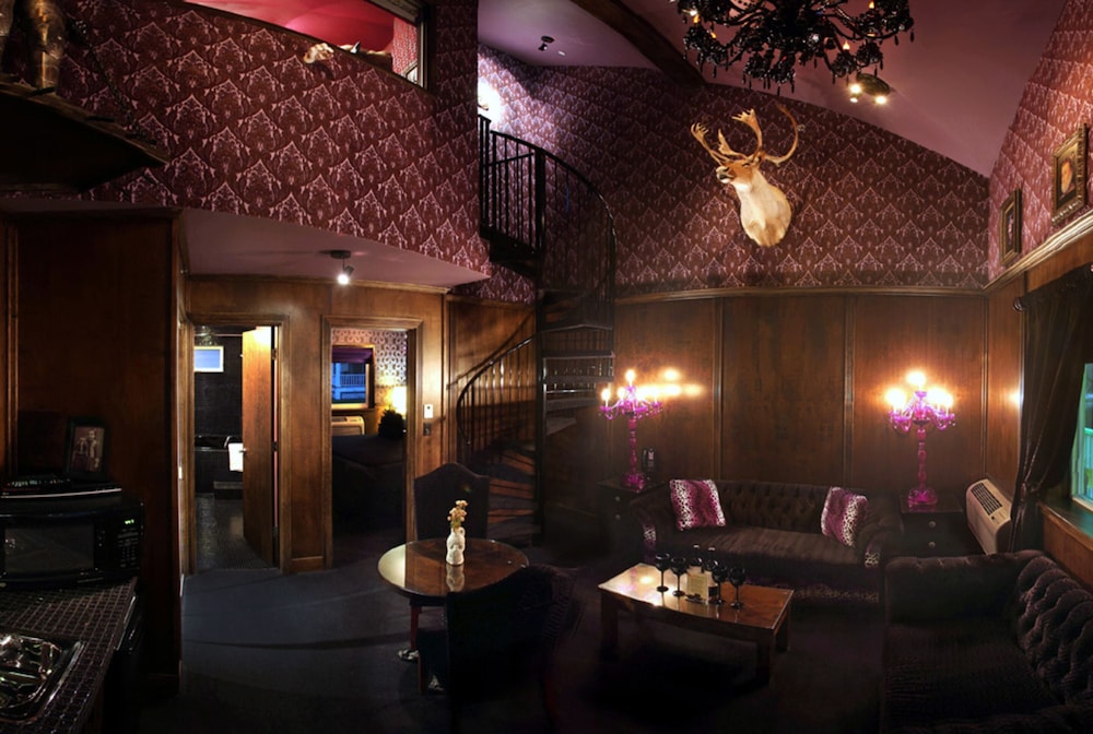 The Roxbury - photo 144
