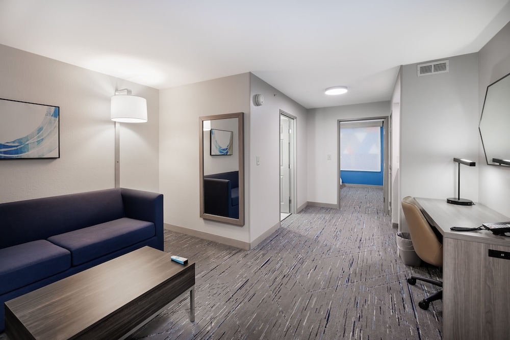 Holiday Inn Express & Suites Zion by IHG - photo 15