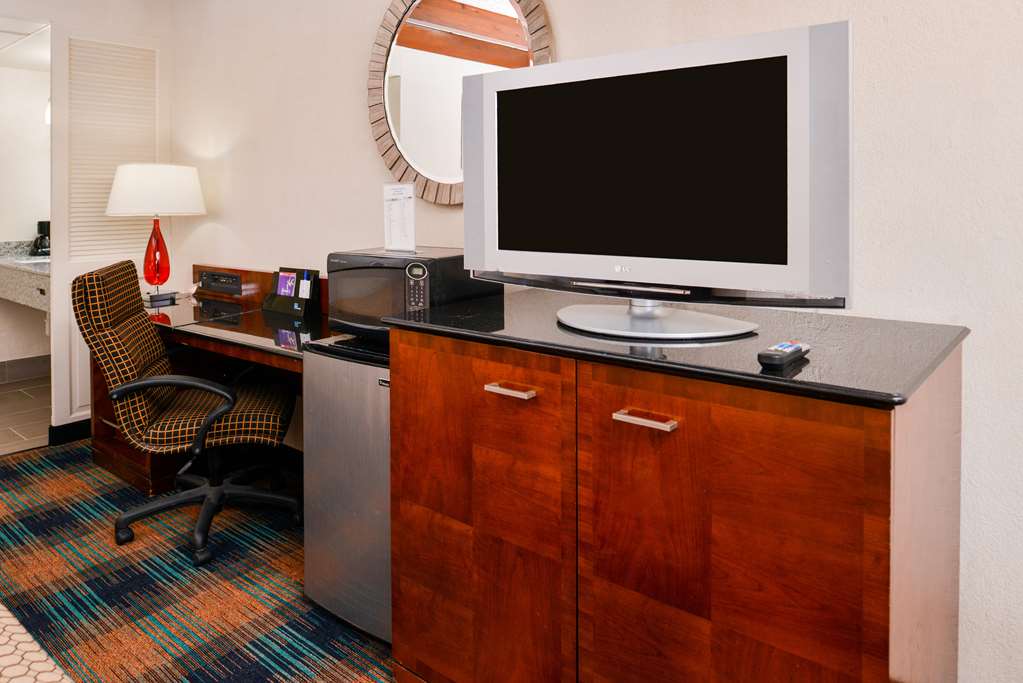 Americas Best Value Inn Augusta Historic Downtown - photo 15