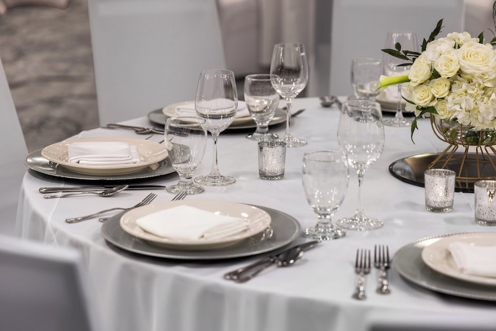 Holiday Inn Coralville Iowa City by IHG - photo 37