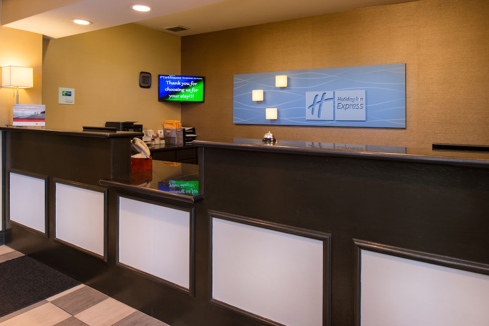 Holiday Inn Express & Suites Bucyrus by IHG - photo 52