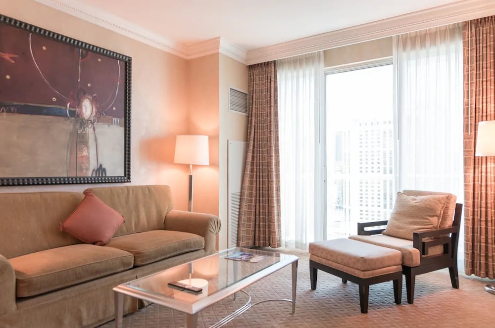 True 1BR Strip View at MGM Signature - photo 23