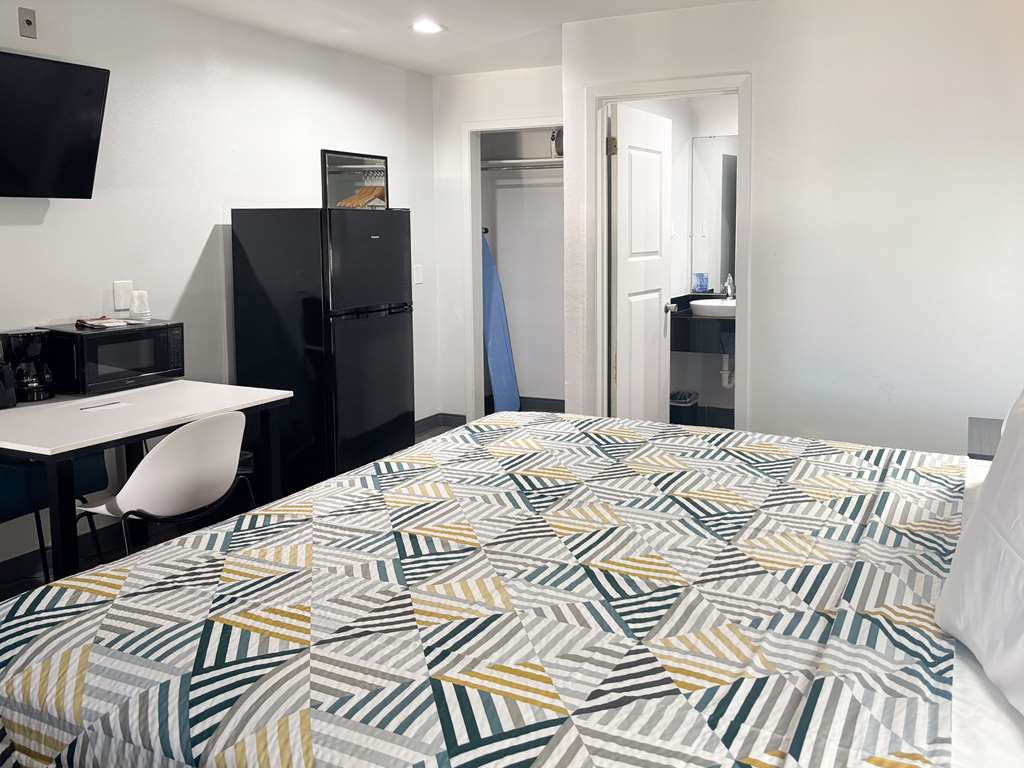 OYO Hotel Irving DFW Airport North - photo 18