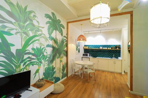 Unique and Beautiful 1BR Apt in Historic Tbilisi by Wehost
