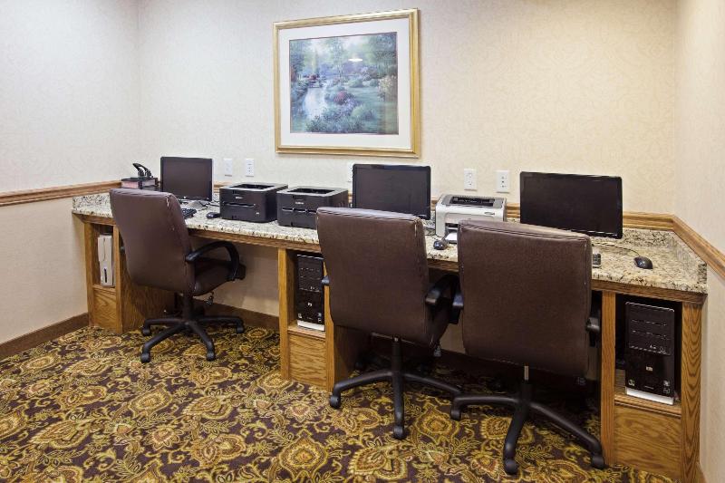 Quality Inn & Suites - photo 48