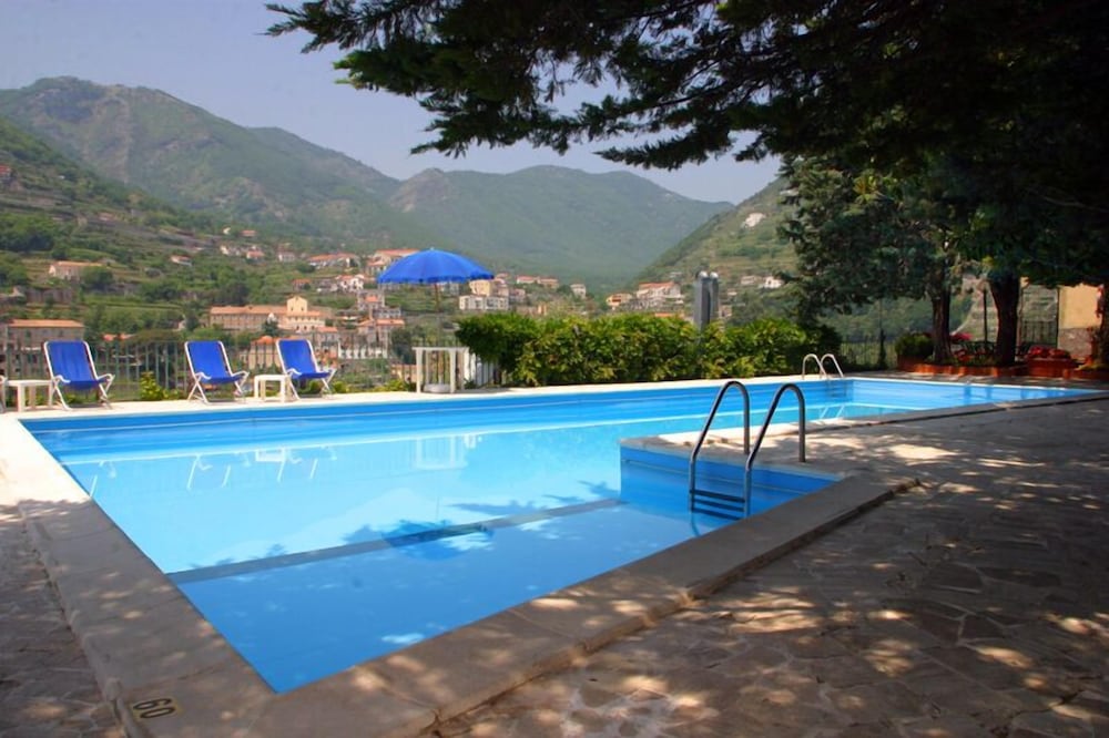 Residence Le Villette — 4-Star Luxury Hotel in Ravello, Italy