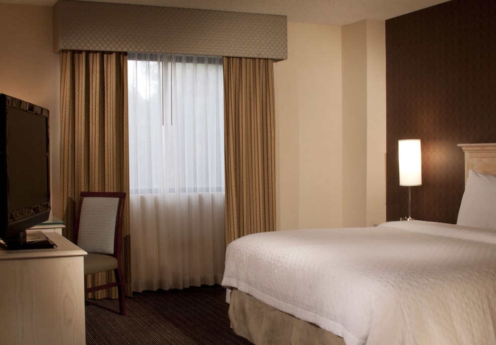 Embassy Suites by Hilton Las Vegas - photo 23