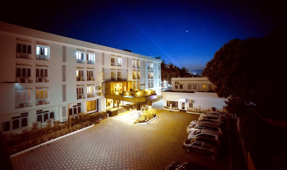 The Cindrella Hotel — Siliguri — photo 2