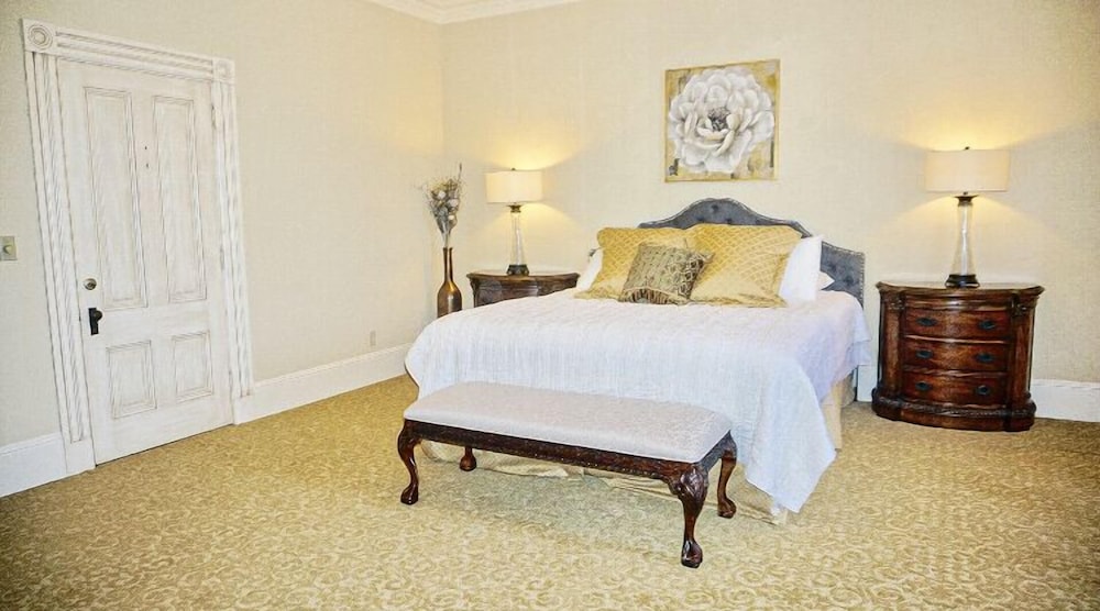 River Rd. Mansion - photo 41
