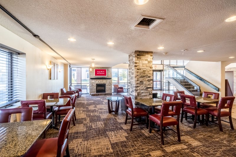 Red Roof Inn & Suites Terre Haute - photo 6
