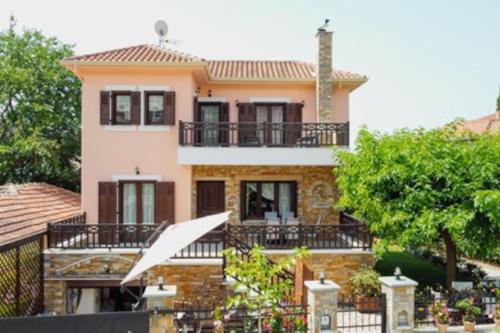 Villa Valentina — 4-Star Luxury Hotel in None, Greece