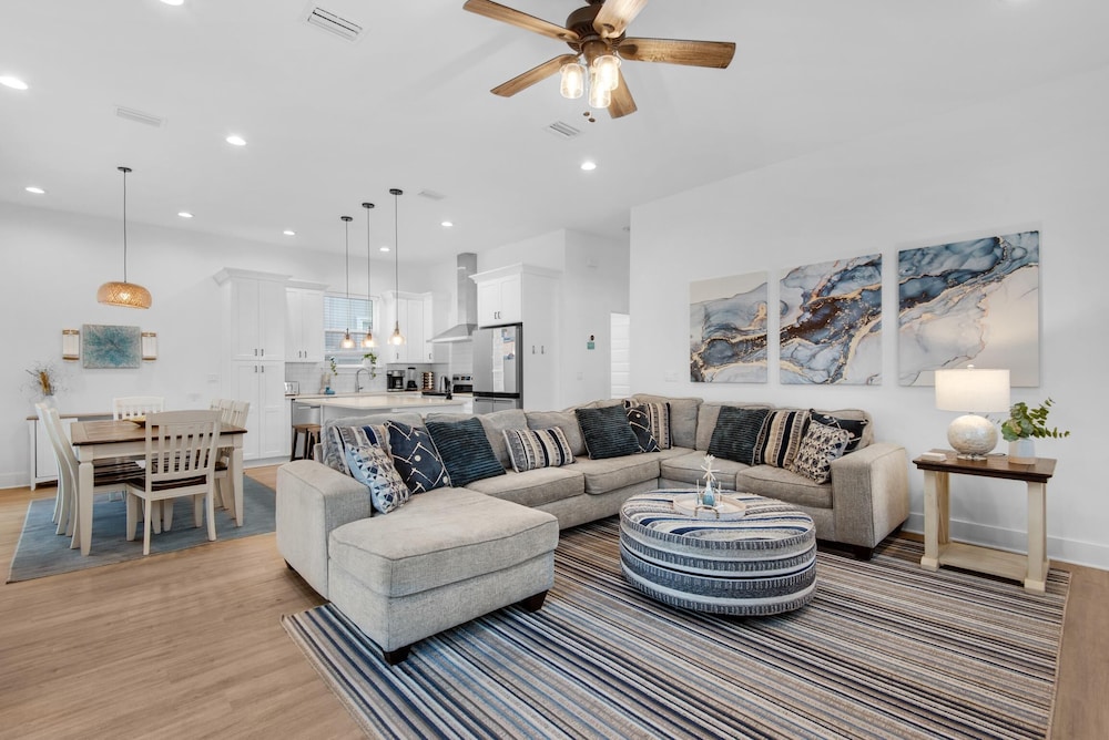 Cozy Shore in Miramar Beach, United States