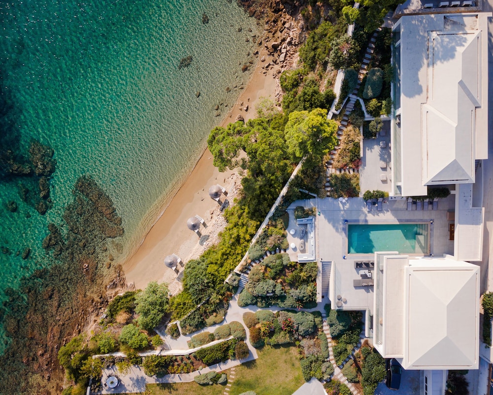 Luxury Villas Skiathos — 4-Star Luxury Hotel in Skiathos, Greece