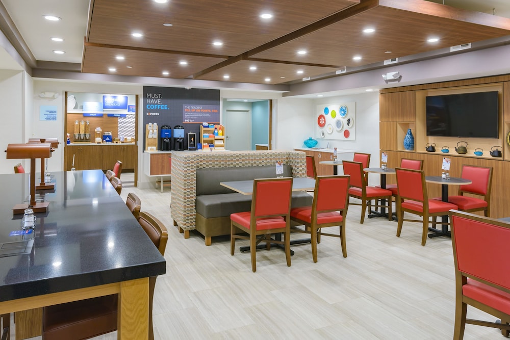 Holiday Inn Express Southington by IHG - photo 31