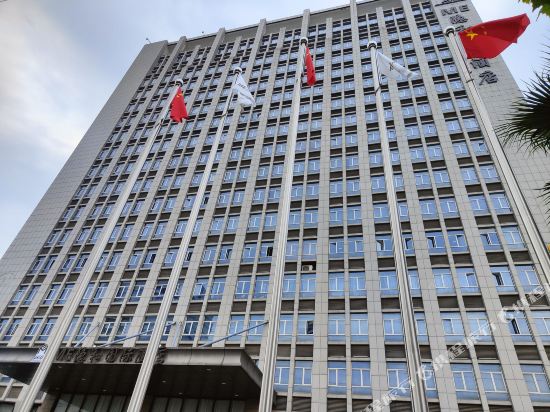 ME Yinhe International Hotel — 4-Star Luxury Hotel in Wuhan, People's Republic of China