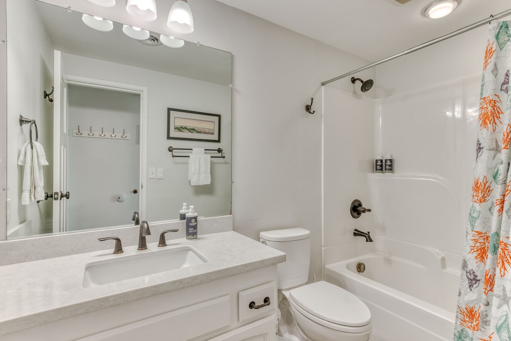 Sand & Sea Resort Condominiums - photo 856