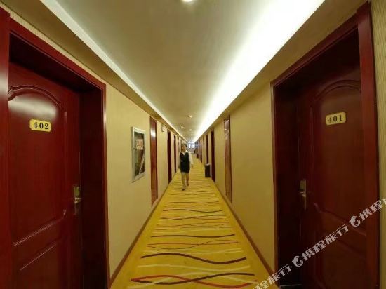 Xinshidai Hotel in Tongchuan, People's Republic of China