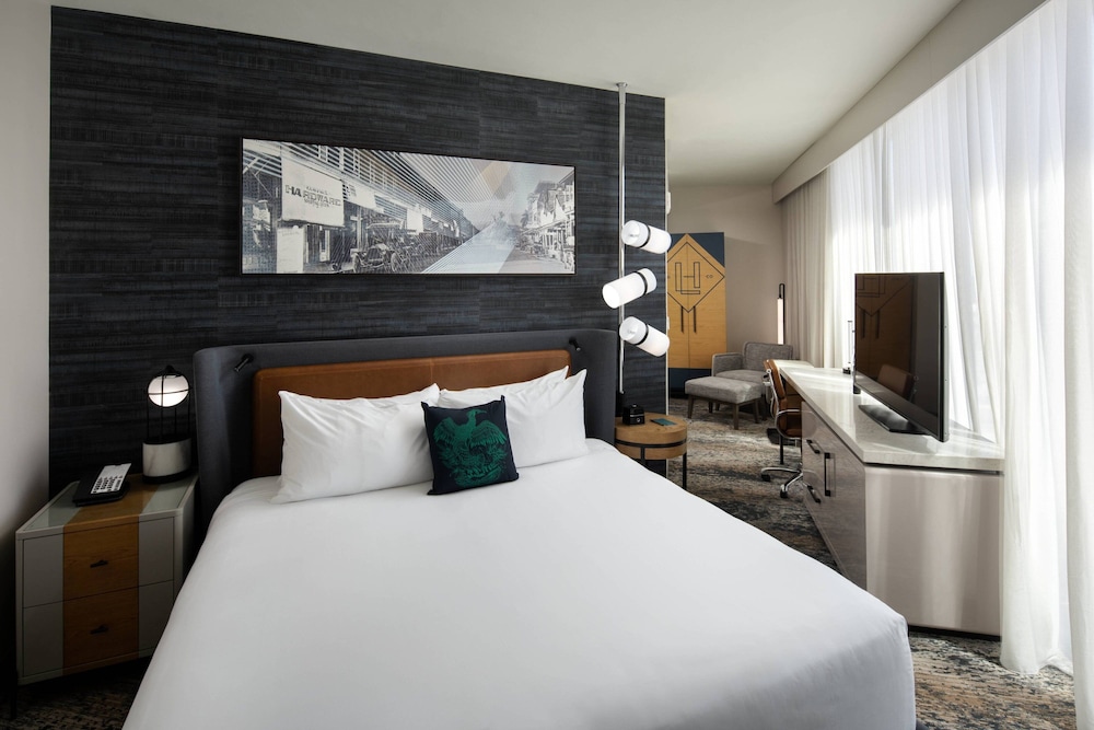 Luminary Hotel & Co. Autograph Hotels - photo 18