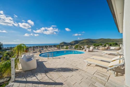 infinity Castellabate b & b di Charme — 4-Star Luxury Hotel in Santa Maria, Italy
