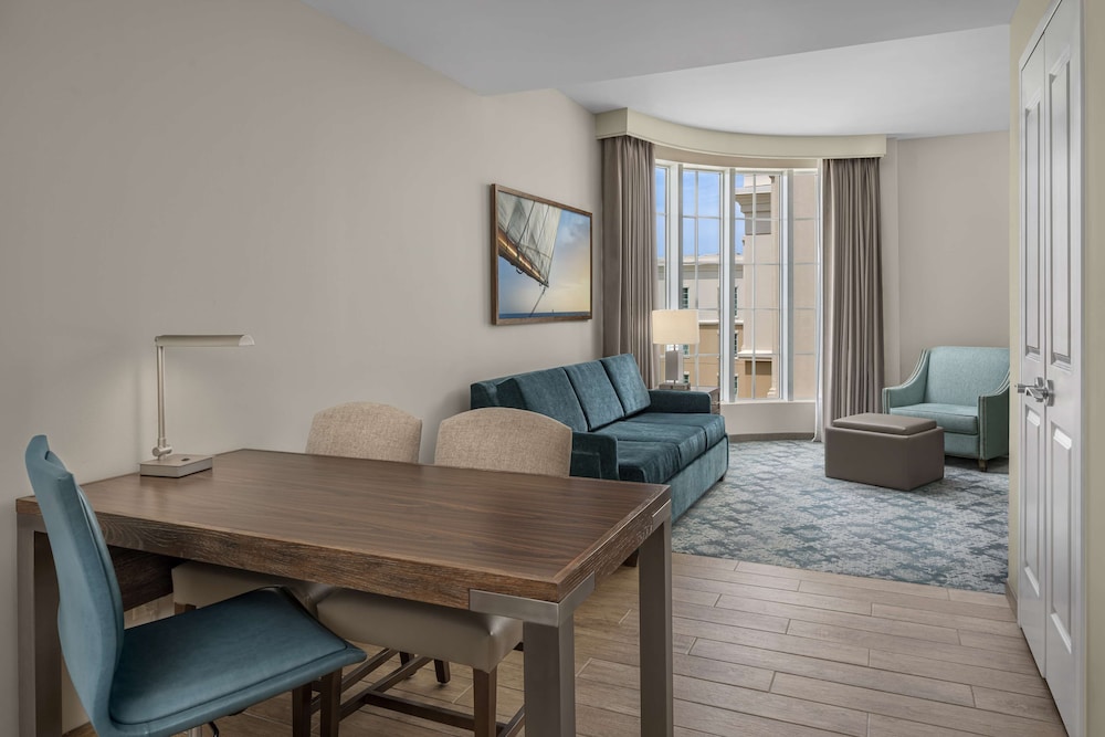 Embassy Suites by Hilton Charleston Harbor Mt. Pleasant - photo 13