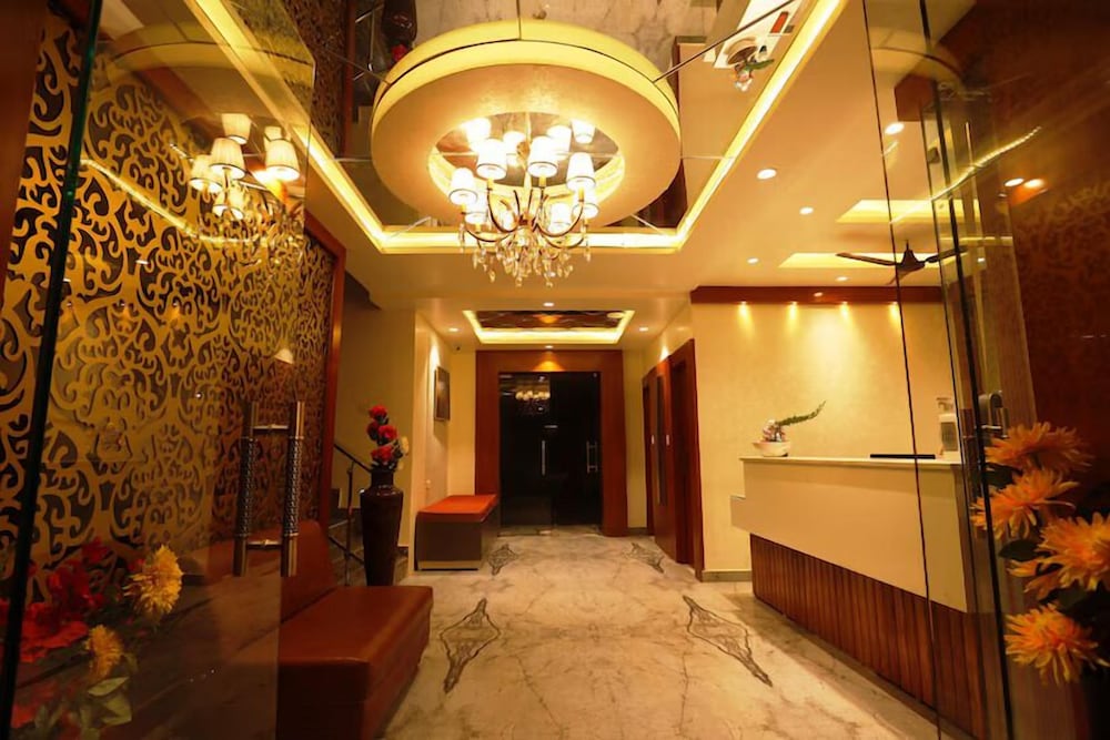 Hotel Le Cypress in Bareilly, India
