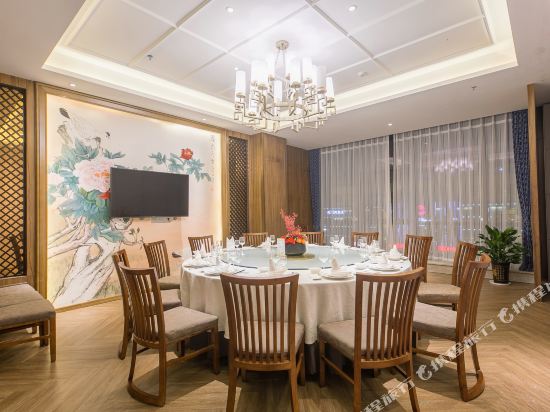 Yijia Hotel - carbon neutral hotel in Kangle