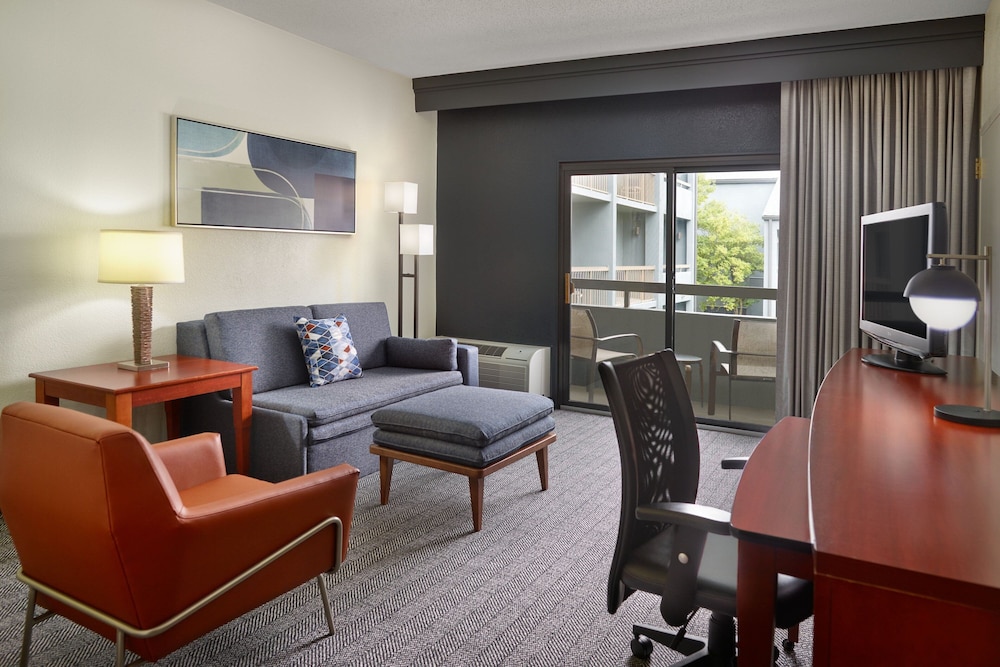 Courtyard by Marriott Nashville Brentwood - photo 13