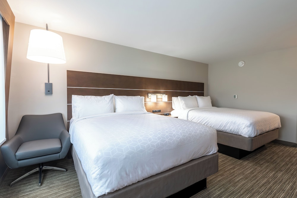 Holiday Inn Express & Suites Rock Hill by IHG - photo 11