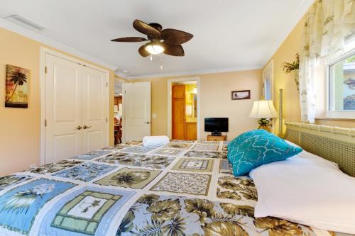 Gulf Place 7B - photo 21