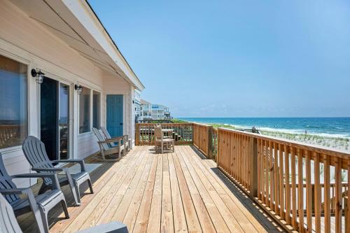 Victorias Seacret by Oak Island Accommodations - photo 47