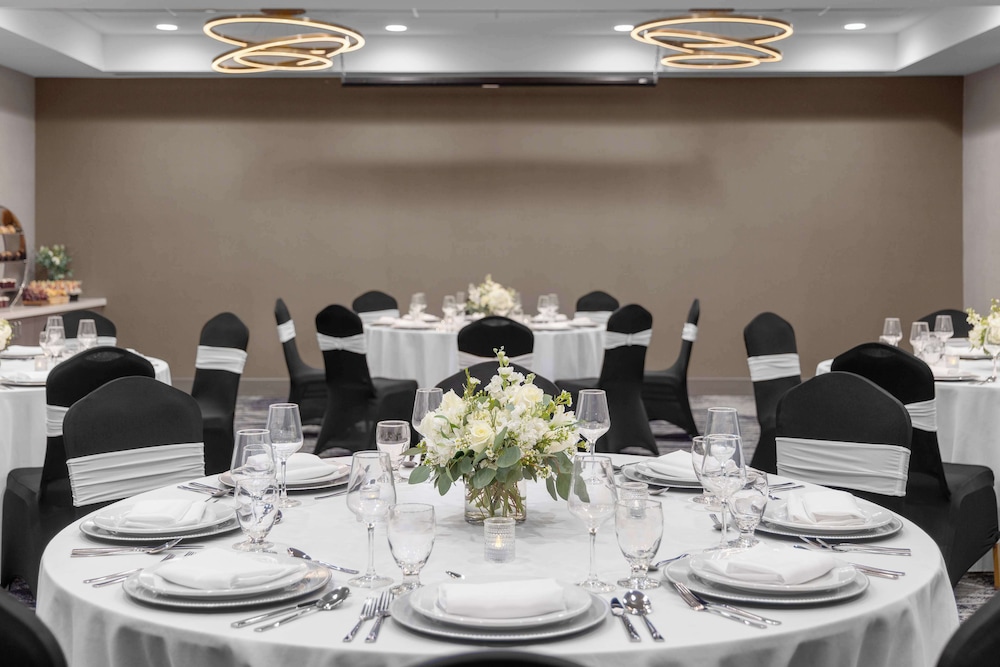 DoubleTree by Hilton Las Vegas Airport - photo 44