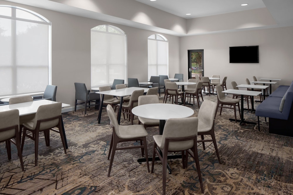 Residence Inn by Marriott Fort Worth Cultural District - photo 32