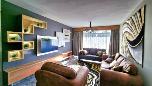 Affordable Hyswan Family Guesthouse — 4-Star Luxury Hotel in Krugersdorp, South Africa