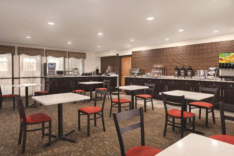 Wingate by Wyndham Auburn - photo 34