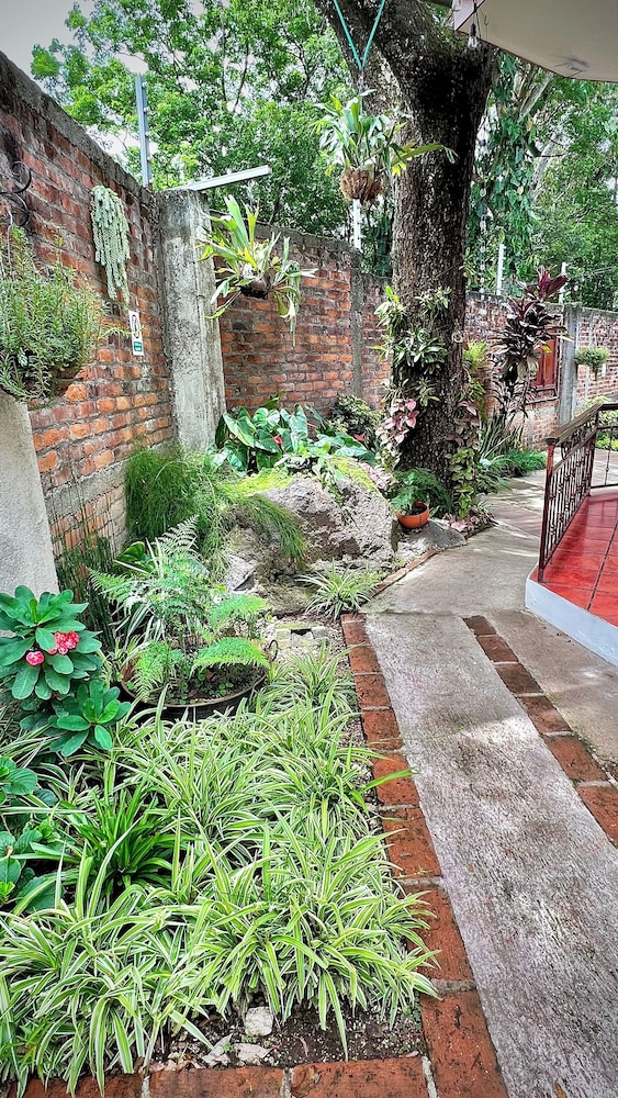 Villa Stahl — 5-Star Luxury Hotel in San Salvador, El Salvador