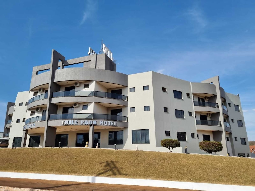 Thile Park Hotel — hotel in Jatai