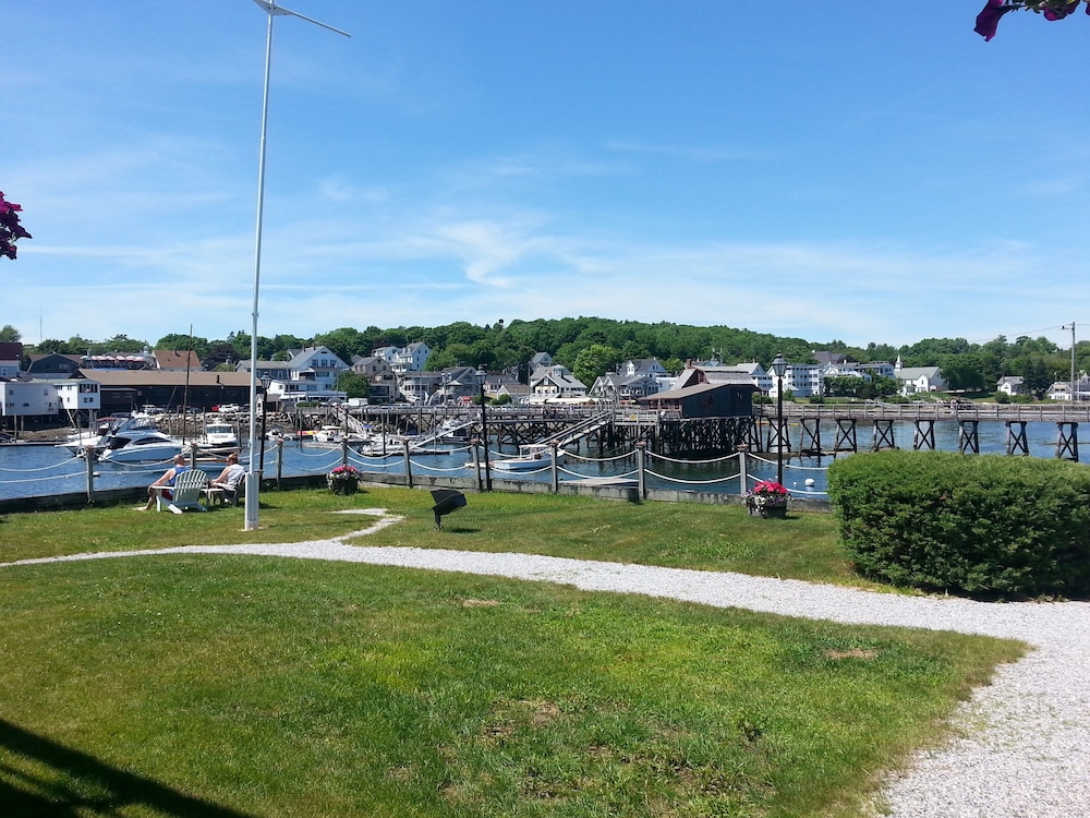 Boothbay Harbor Inn - photo 75