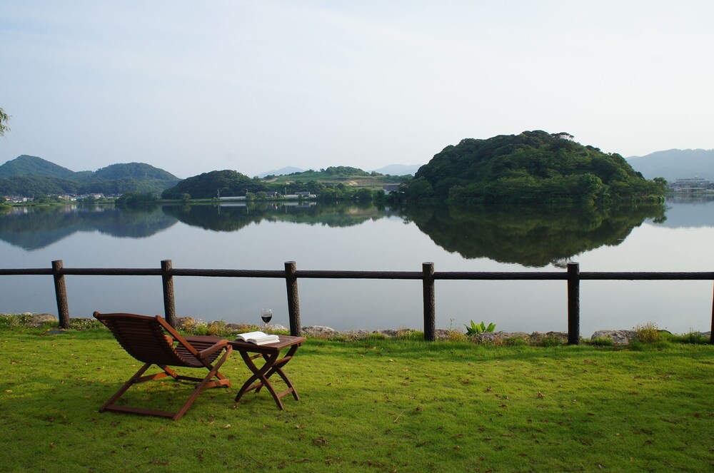 Lakeside Hotel Little White Flower in Kyotango, Japan
